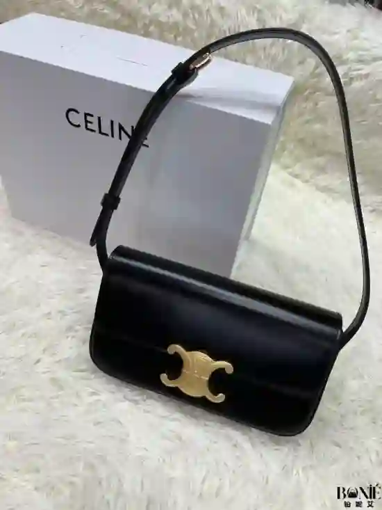 194143 - CELINE Claude Shoulder Bag