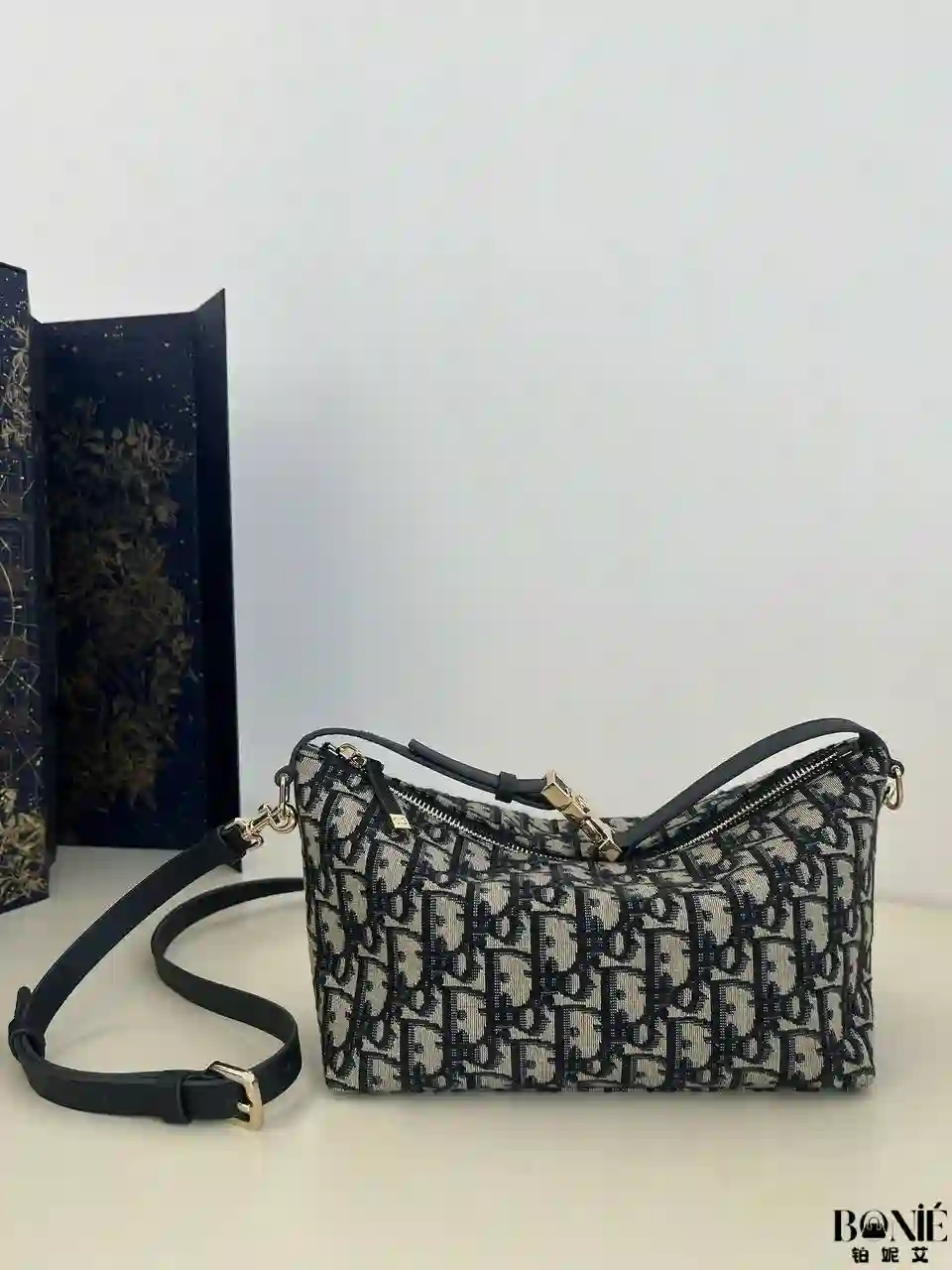 Untitled design - 1 0774 - DIOR 蓝布大号‼️ 专柜饭盒包系列 - Image 8