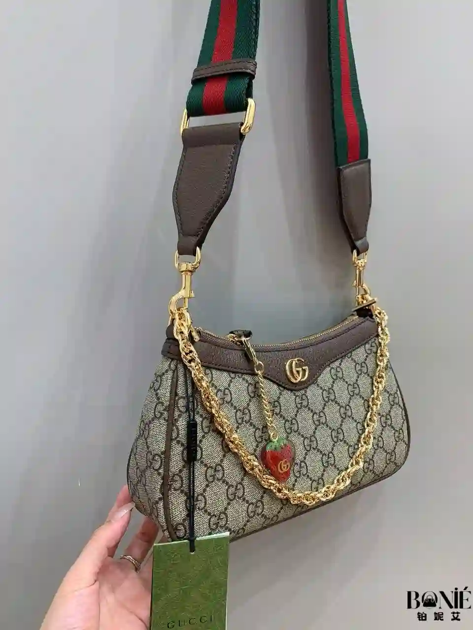 Untitled design - 2 735132 - Gucc1 Ophidia草莓链条包 - Image 4
