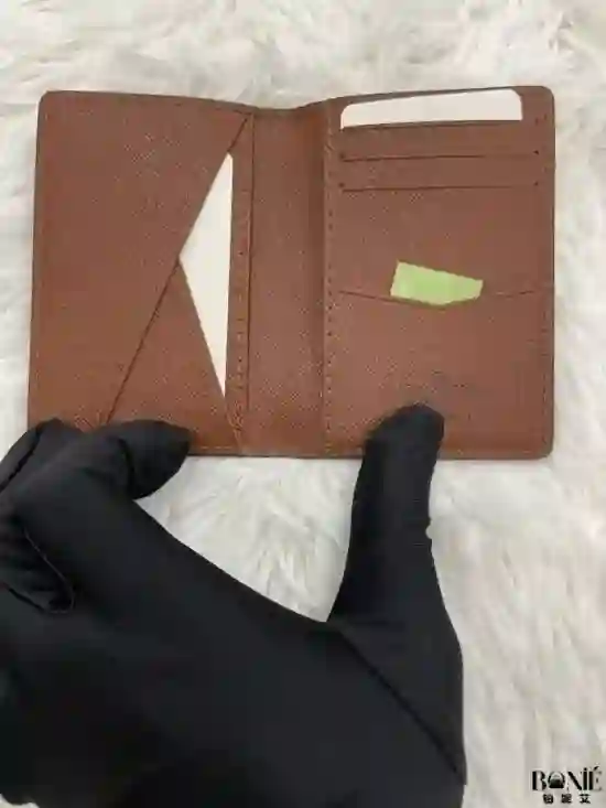 M63144 (老花) - Louis Vuiiton 卡夹 - Image 2