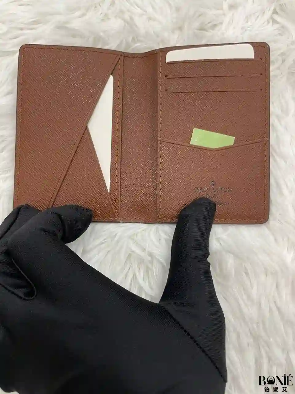 Untitled design - 3 M63144 (老花) - Louis Vuiiton 卡夹 - Image 2