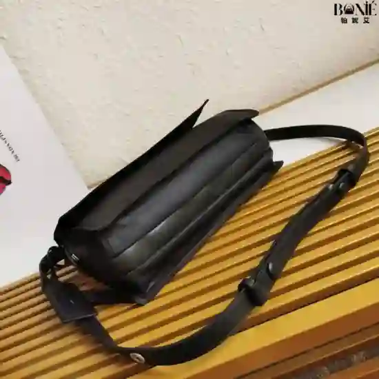 1BD255 - Prada 中号邮差包 - Image 4