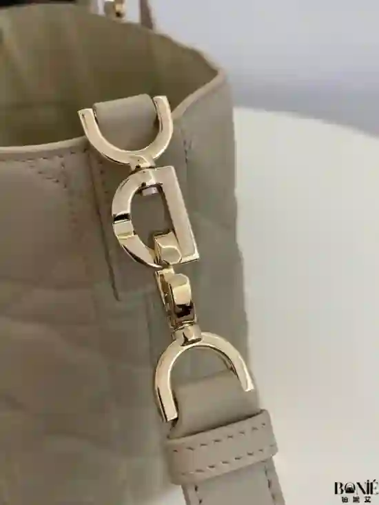 3151 (奶油杏) - Dior Toujours竖版系列中号 - Image 9