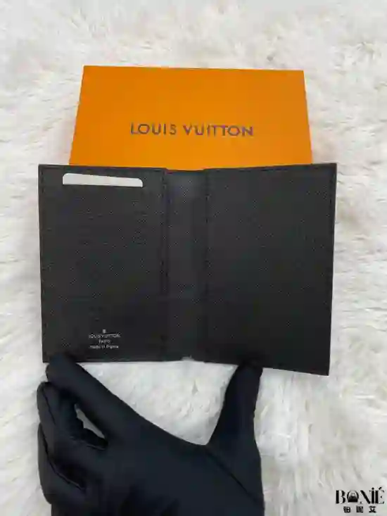 M64501 - Louis Vuiiton 护照套 - Image 3
