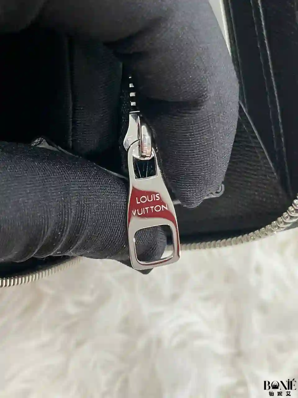 Untitled design - 5 M61694 - Louis Vuiiton Zippy 钱包 - Image 5