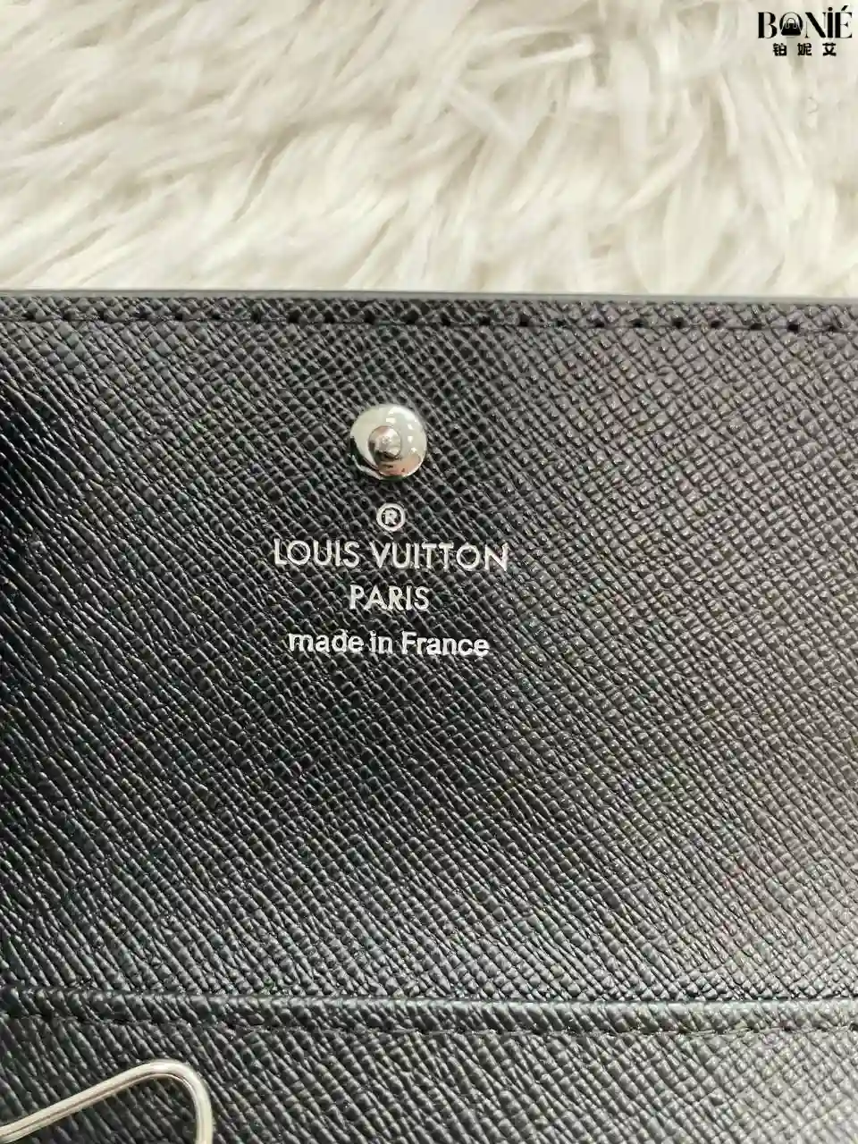 Untitled design - 5 M62630 (黑格) - Louis Vuiiton 6钥匙包(6 Key Holder) - Image 6