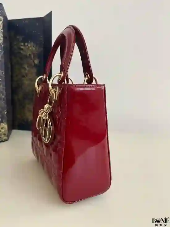 0704 (樱桃红) - DIOR Lady 四格系 - Image 3