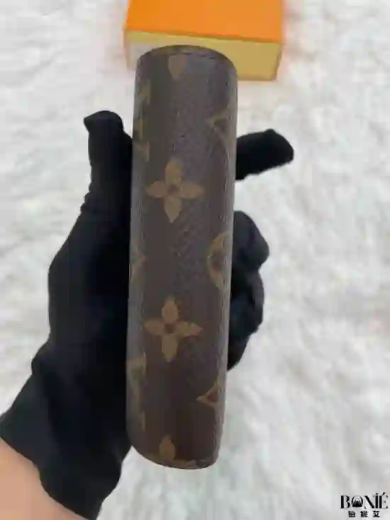 M41938 (金兰) - LOUIS VUITTON Victorine 钱包 - Image 6