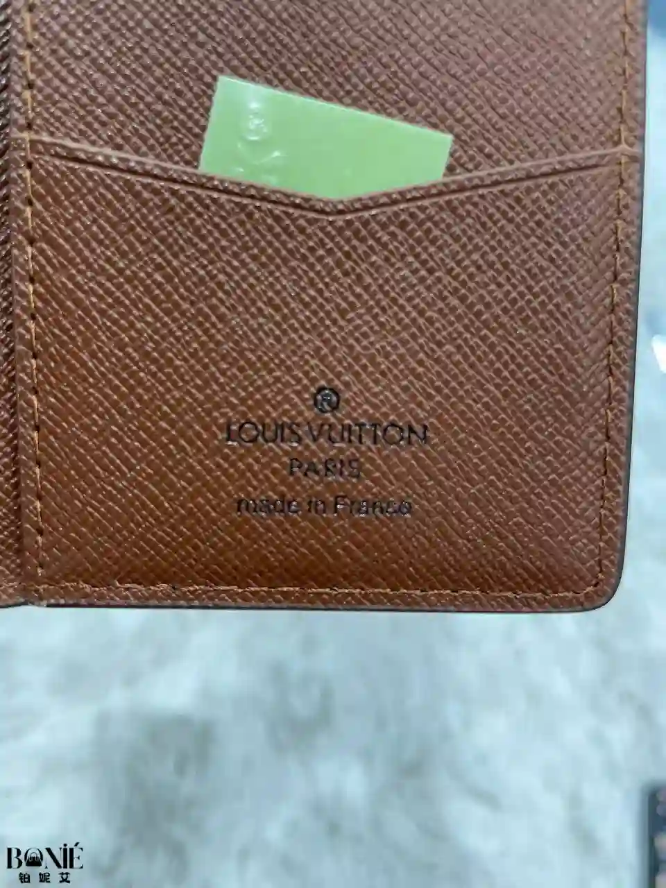Untitled design - 6 M63144 (老花) - Louis Vuiiton 卡夹 - Image 5