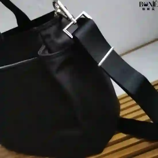 1BG102 - Prada 经典妈咪包 - Image 6