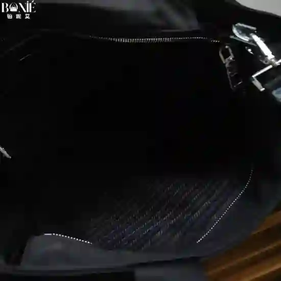 1BG102 - Prada 经典妈咪包 - Image 7