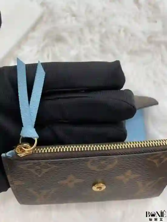 M41938 (金兰) - LOUIS VUITTON Victorine 钱包 - Image 8