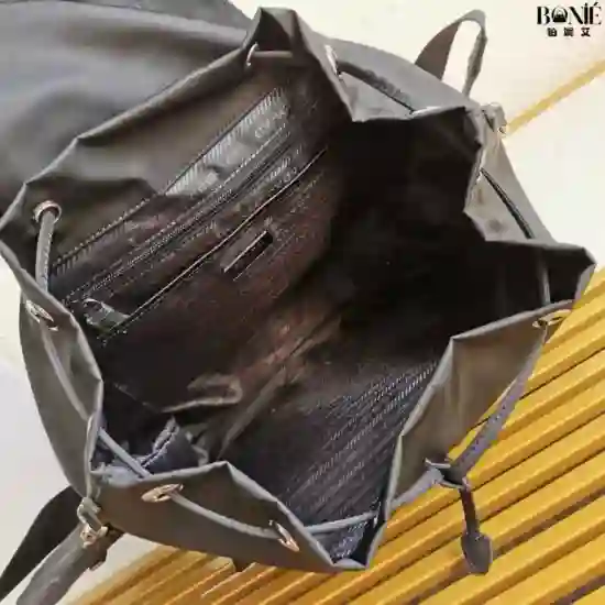 1BZ811 - Prada 新款背包 - Image 10