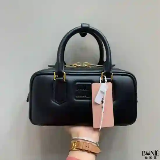 5BB142 - 𝐌𝐢𝐮𝐦𝐢𝐮 Arcadie 200MM - Image 3