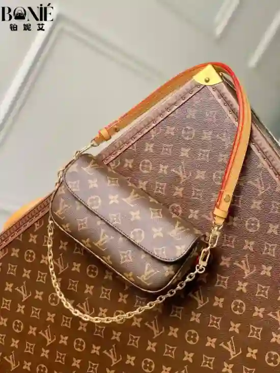 M81911 - Wallet On Chain Ivy 手袋 - Image 7