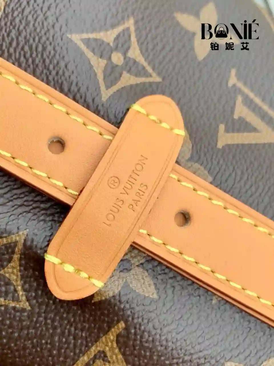 未命名的设计.zip - 7 M46203 - CarryAll 小号手袋 - Image 8