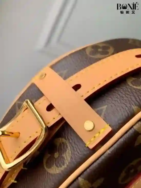 M45647 - Boite Chapeau Souple 手袋 - Image 3