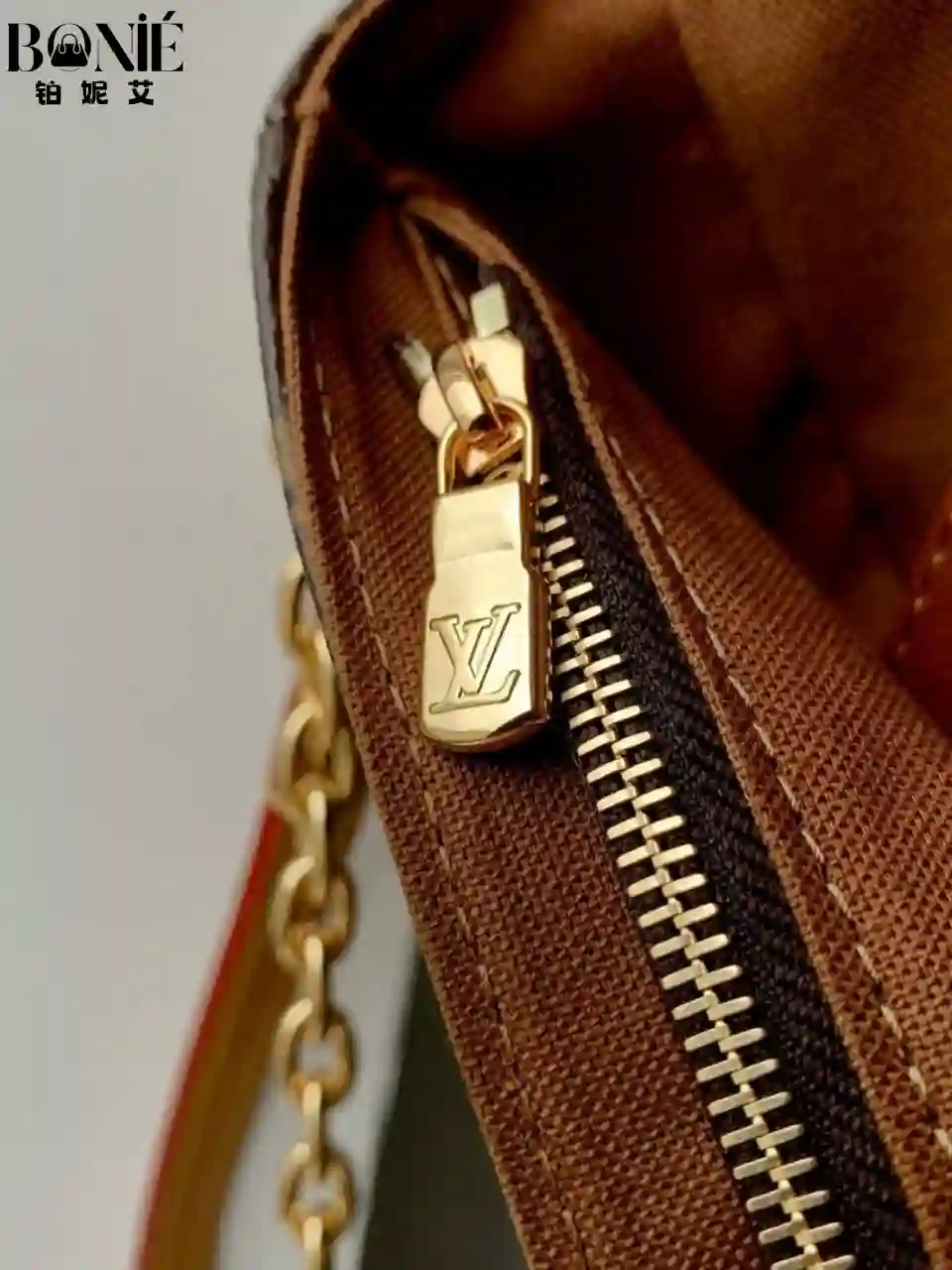 未命名的设计.zip - 8 M81911 - Wallet On Chain Ivy 手袋 - Image 3