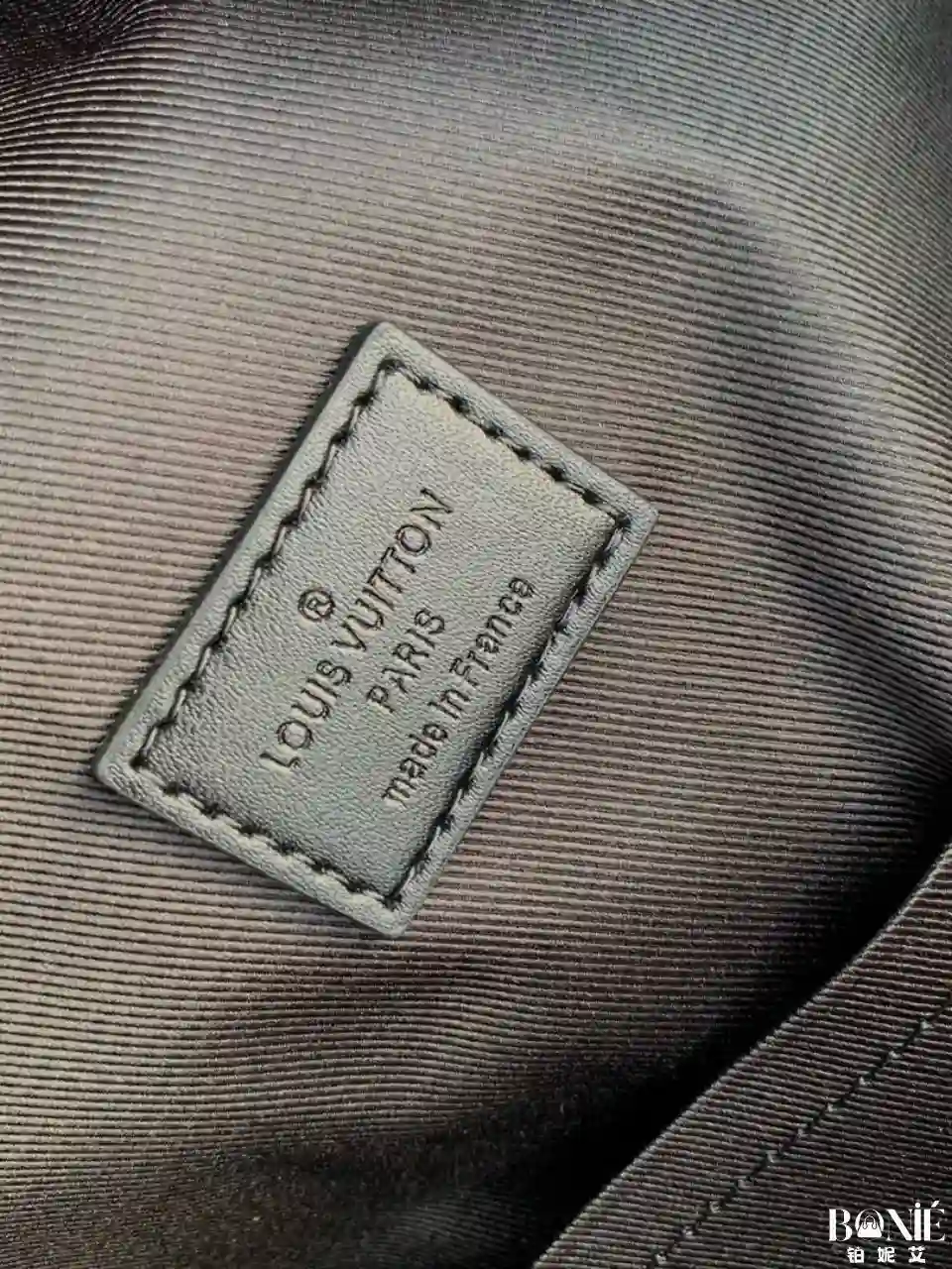 未命名的设计.zip - 9 M57079 - Louis Vuiiton Aerogram 双肩包 - Image 9