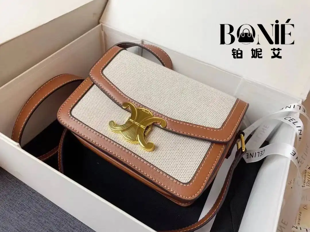 图片_20251115185811_190_46 188882 - CELINE TRIOMPHE 提花帆布小号手袋 - Image 1