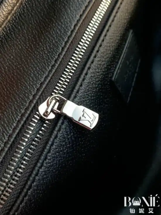 M46354 - Louis Vuiiton Doop Kit 盥洗袋 - Image 9