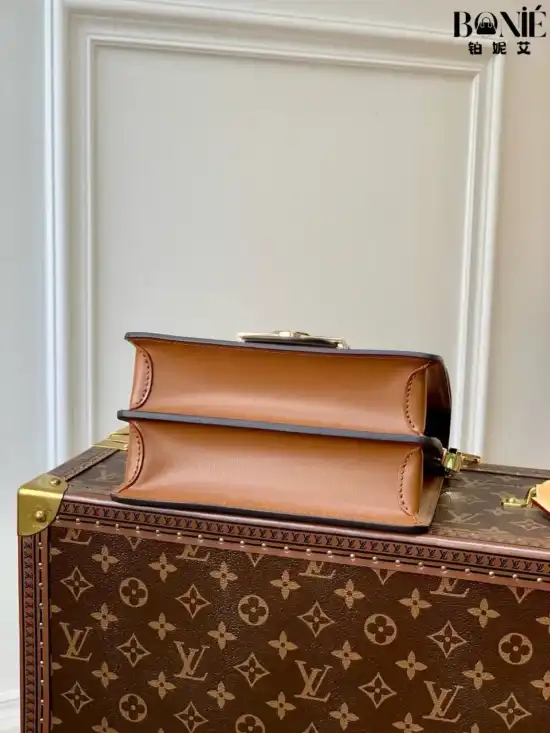 M45959 - Mini Dauphine 小号手袋 - Image 4