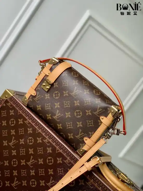 M46358 老花 (黄皮）Side trunk pm 手袋 - Image 2