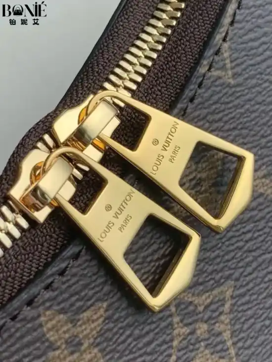 M45832 老花 (黄皮）Odeon 小号手袋 - Image 5