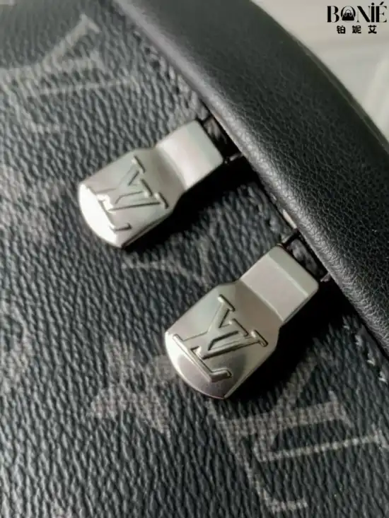 M46035 - Louis Vuiiton Discovery 腰包 - Image 5