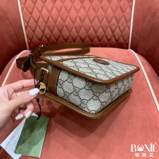 658572 - 𝖦𝗎𝖼𝖼1 情侣款相机包 - Image 7