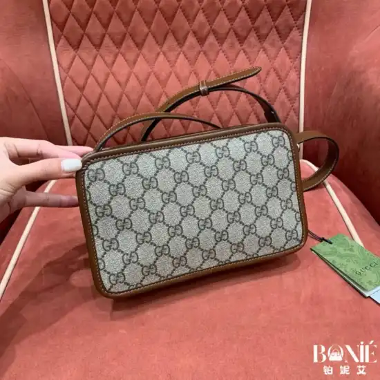 658572 - 𝖦𝗎𝖼𝖼1 情侣款相机包 - Image 3