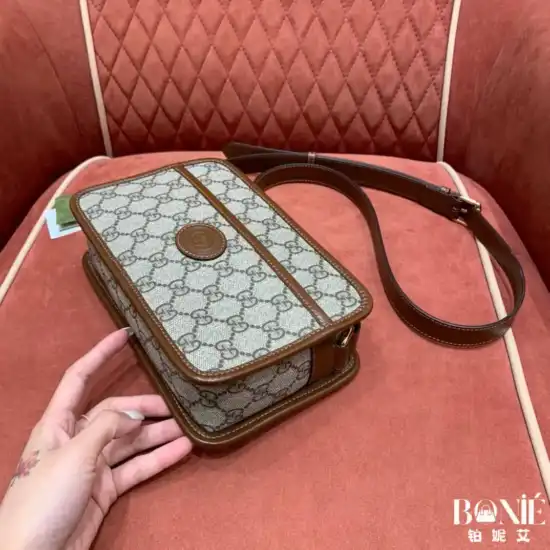 658572 - 𝖦𝗎𝖼𝖼1 情侣款相机包 - Image 8