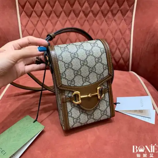 625615 - 𝖦𝗎𝖼𝖼1 马衔扣情侣包