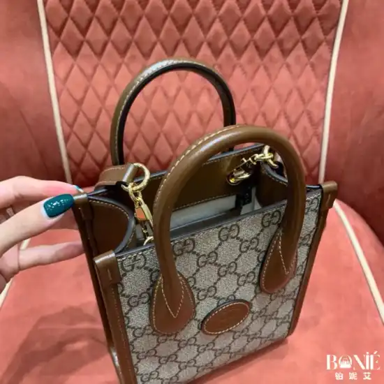 671623 - 𝖦𝗎𝖼𝖼1 迷你肖战托特 - Image 7