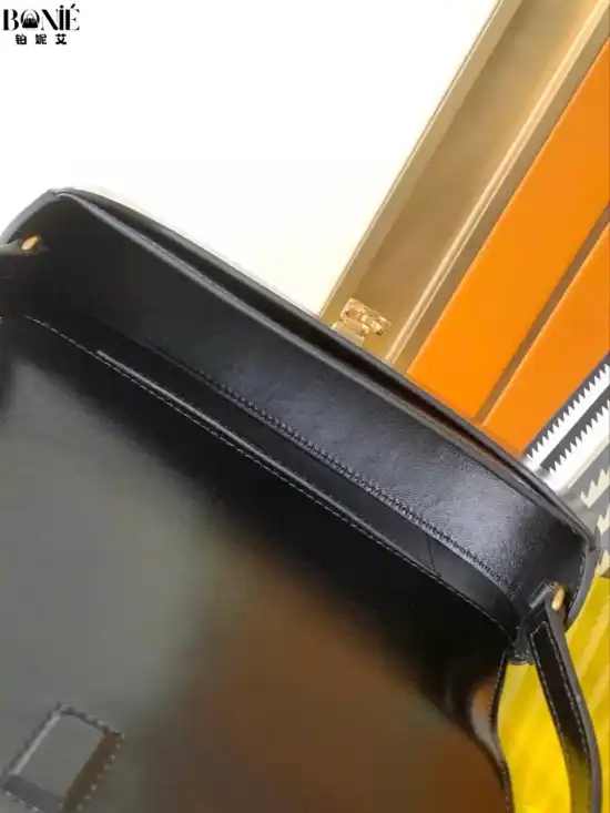 779642 - YSL 24 voltaire 腋下包 - Image 8